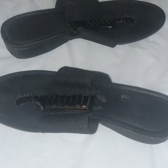 These Size 8 Black Rhinestones Sandals - Picture 2 of 4